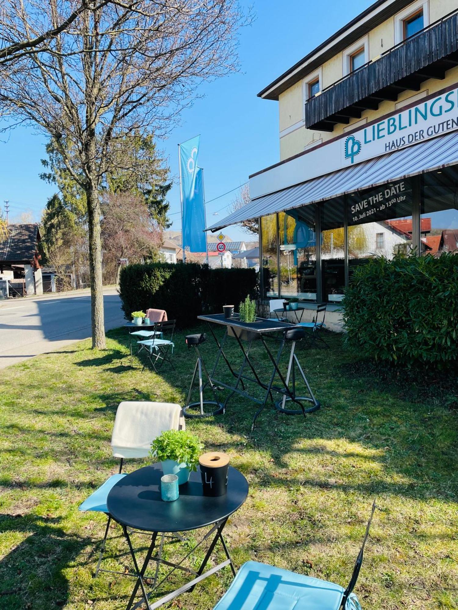 Zum Rayers Cafe-Restaurant & Boutique-Hotel Niederrotweil ภายนอก รูปภาพ