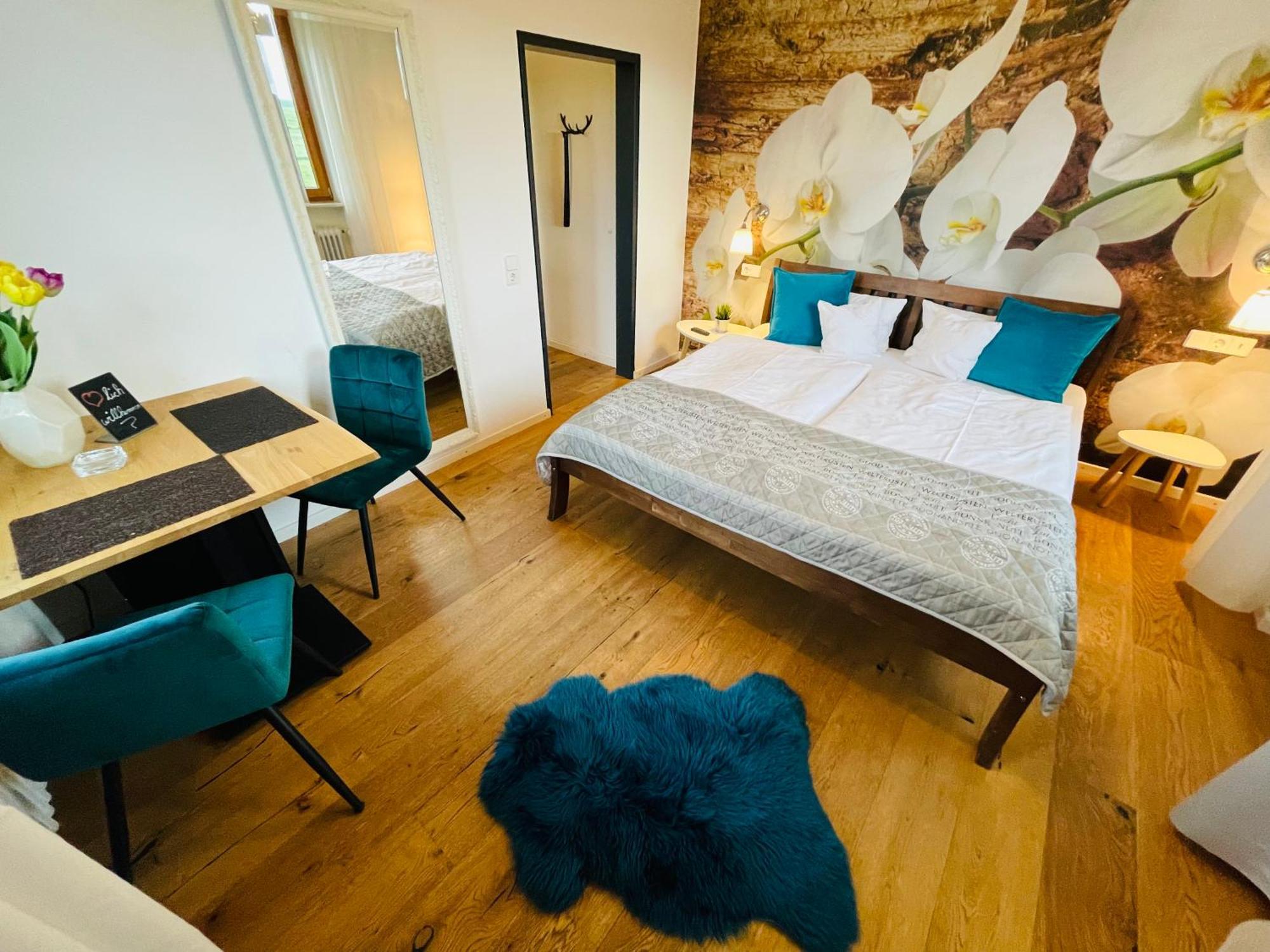 Zum Rayers Cafe-Restaurant & Boutique-Hotel Niederrotweil ห้อง รูปภาพ